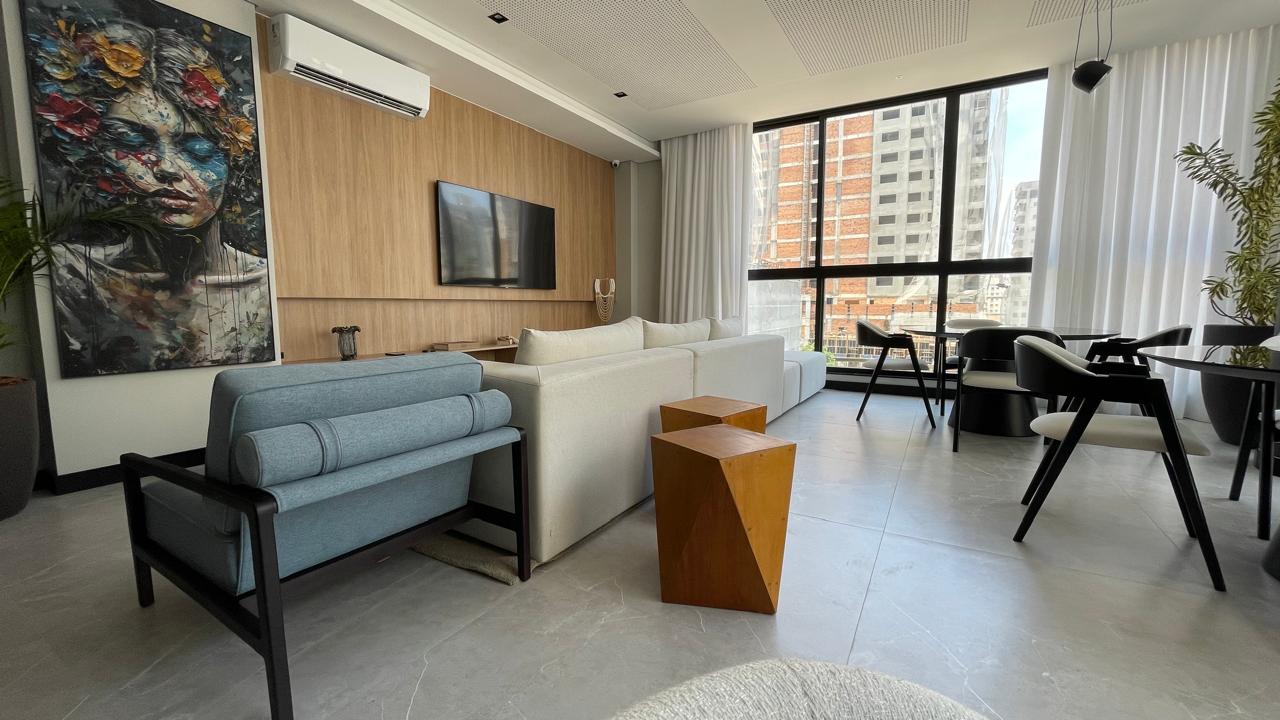 Canvas Residence 