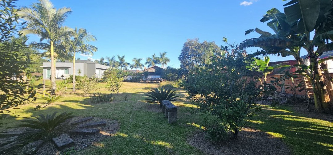 Casa à venda no Itoupava-açú em Schroeder com terreno de 1465m²