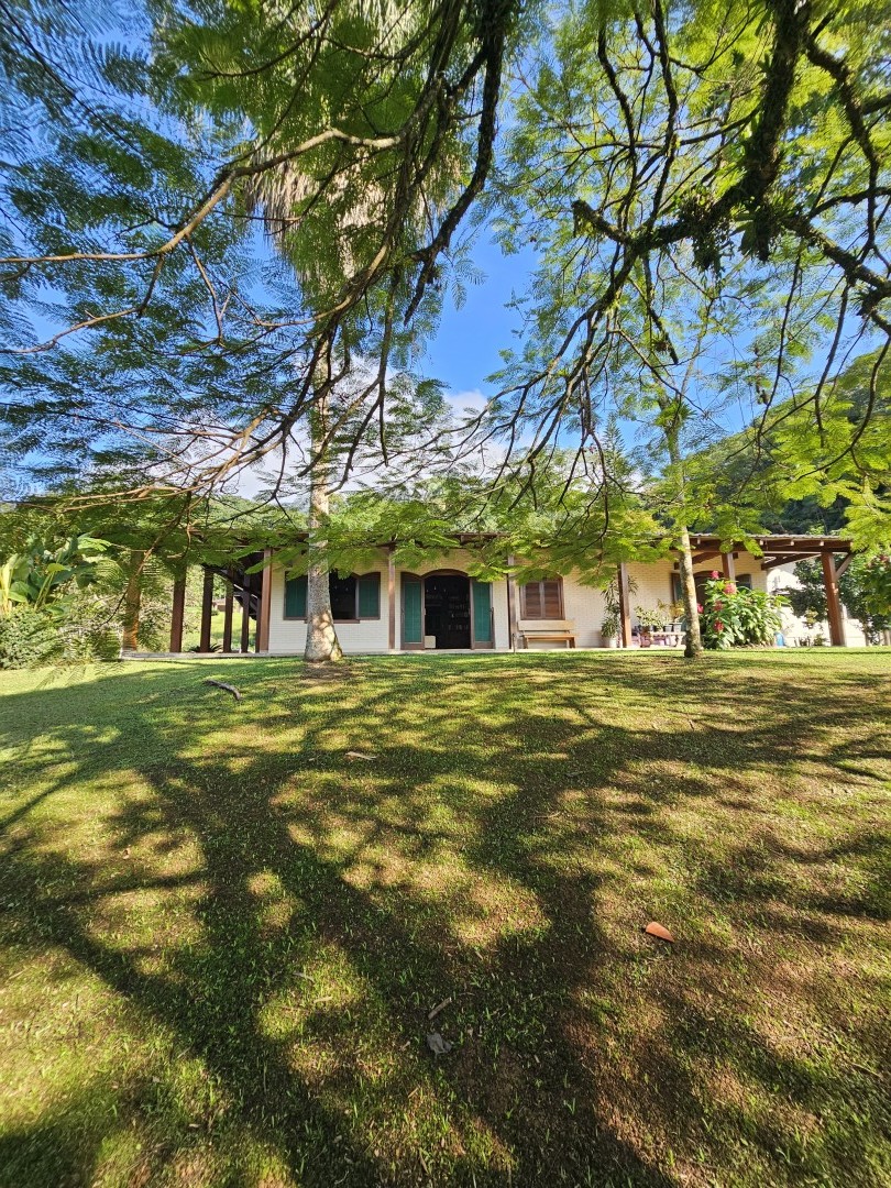 Casa de Campo à Venda em Jaraguá do Sul